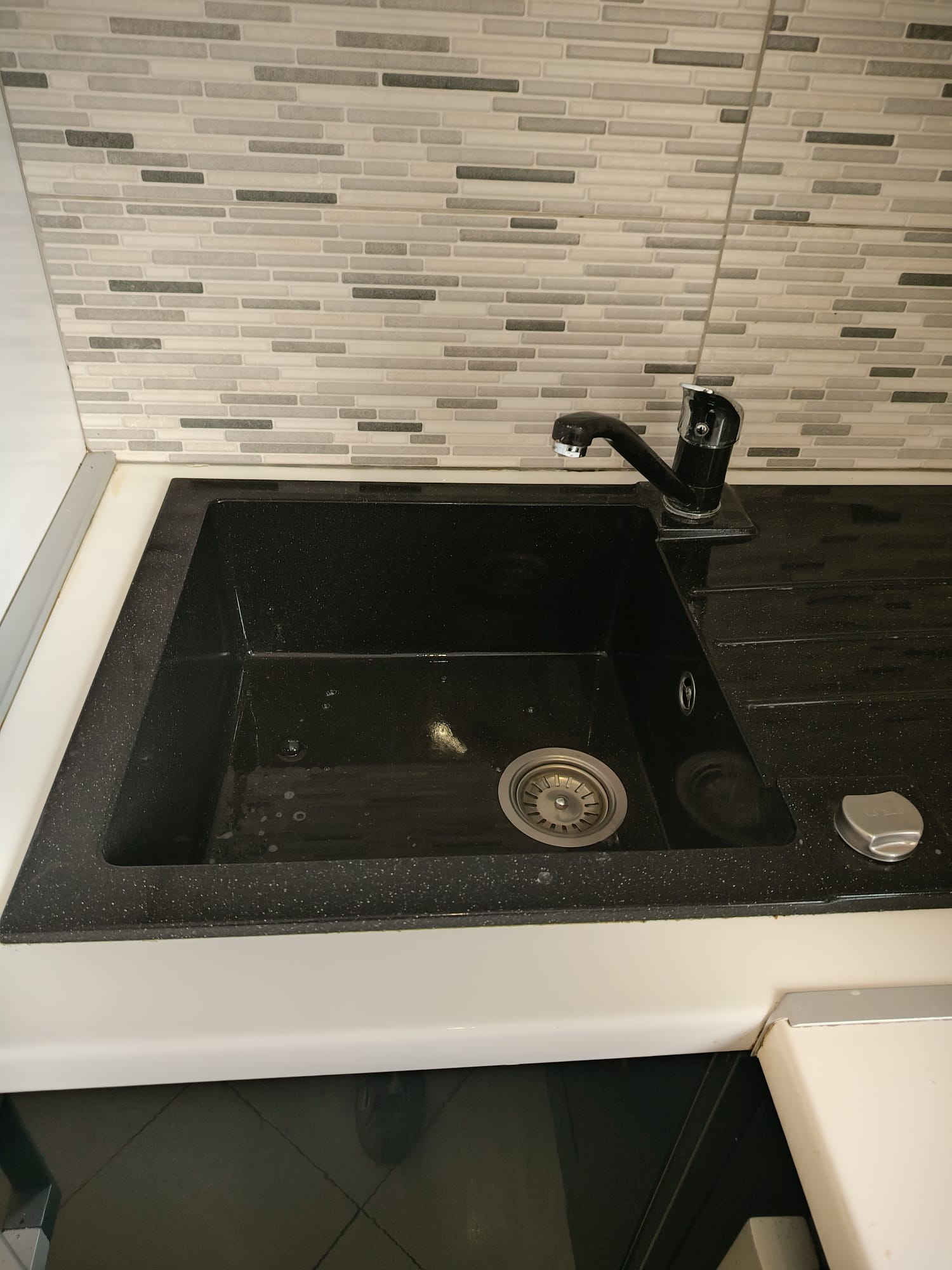 SIMPLY THE BEST, obrt za čišćenje, vl. Sanela Grabić - 90